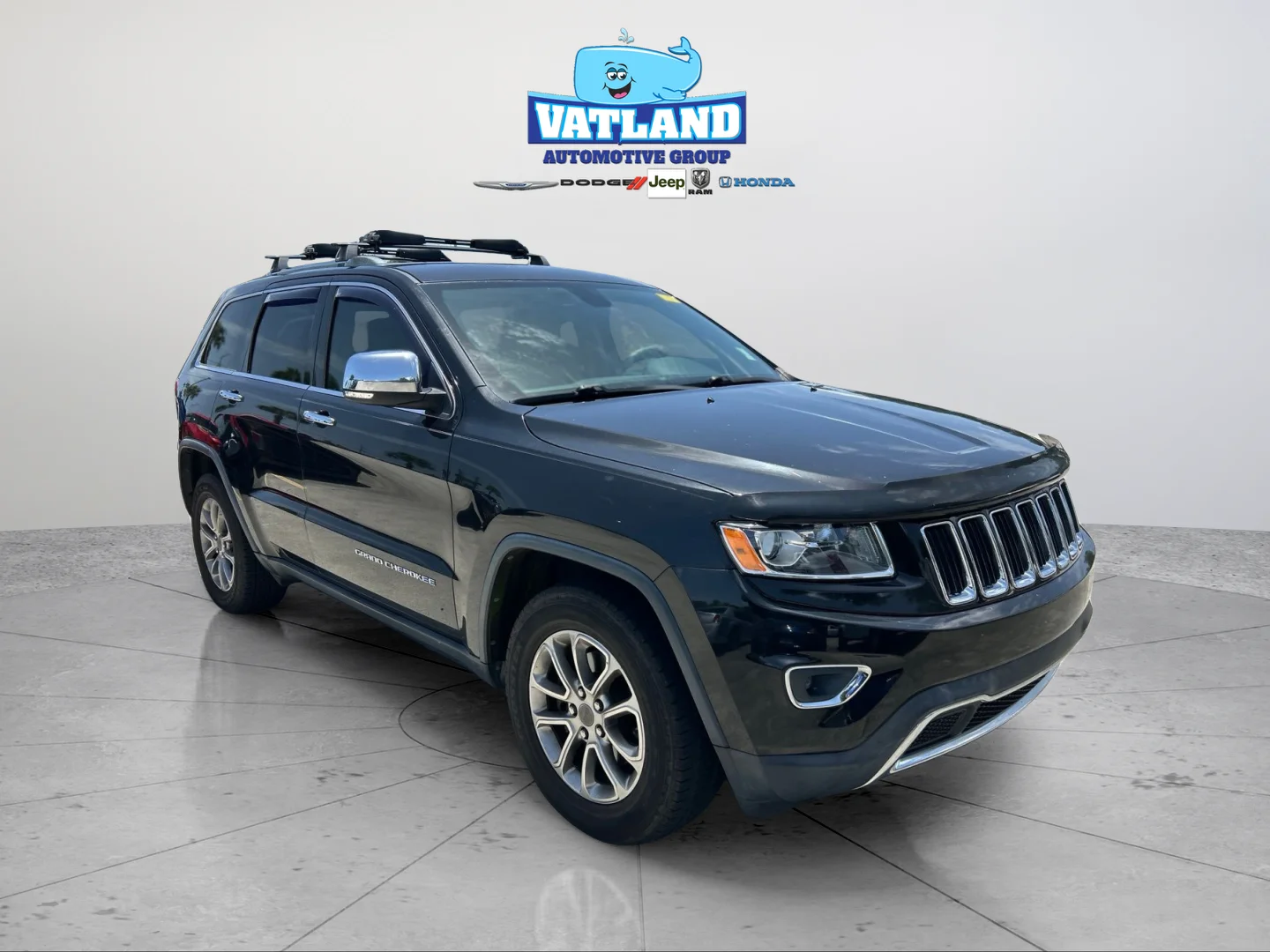Used 2015 Brilliant Black Crystal Pearlcoat Jeep Limited image 22