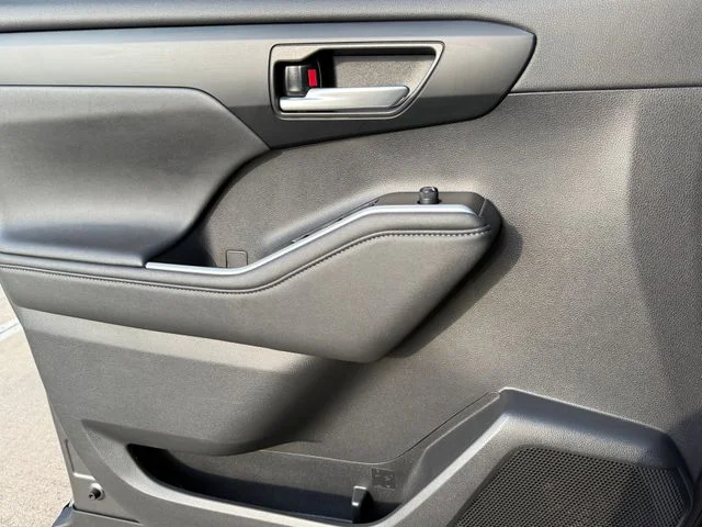Used 2023 Magnetic Gray Metallic Toyota XSE image 27
