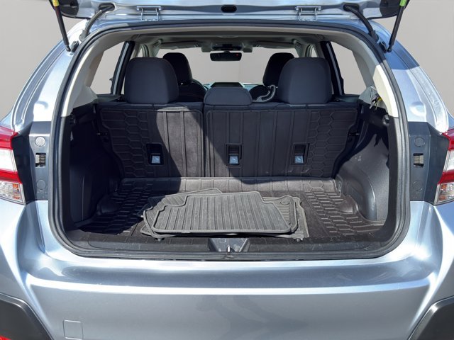 Used 2018 Ice Silver Metallic Subaru Premium image 20