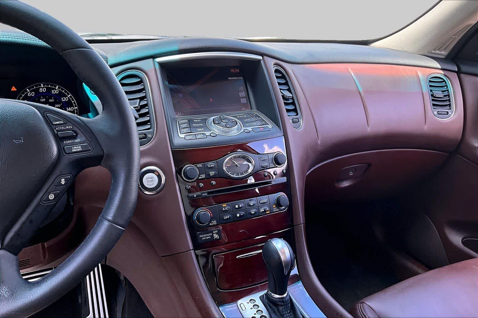 Used 2017 Black Obsidian INFINITI  image 7