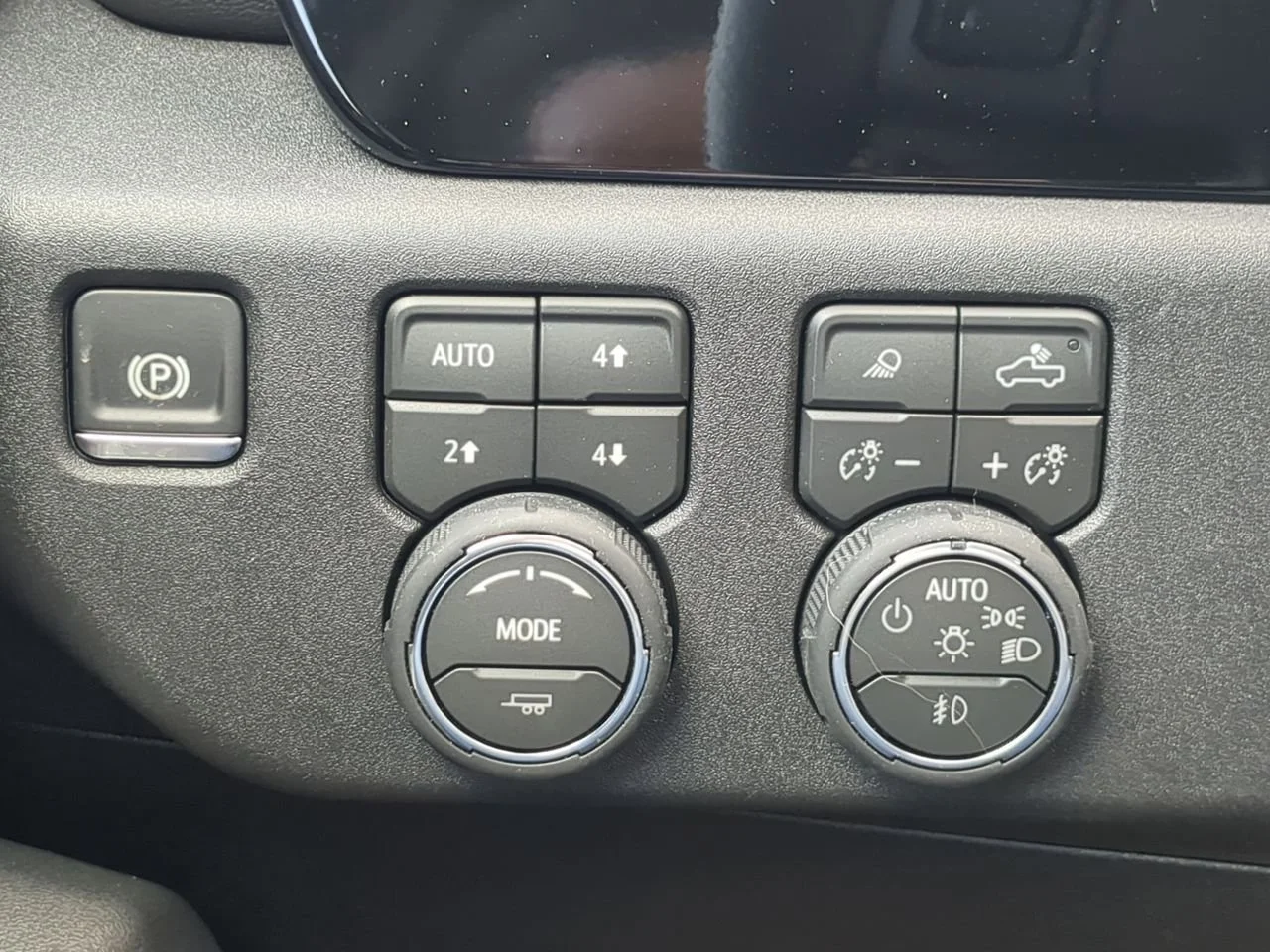 New 2026 Sterling Gray Metallic Chevrolet LT image 18