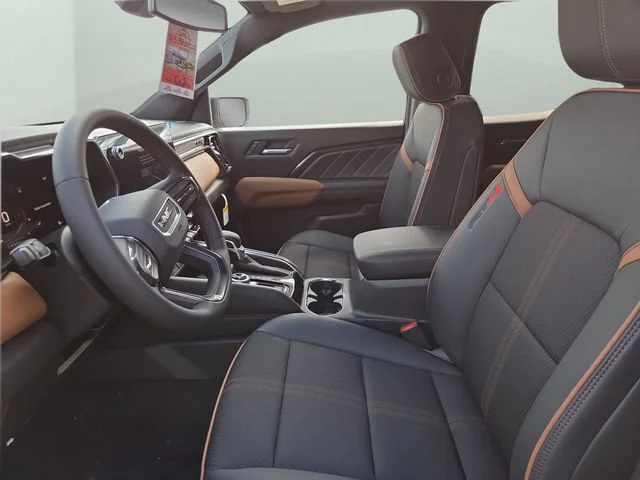 2026 GMC Canyon AT4 - Photo 25