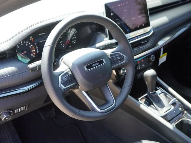 2026 Jeep Compass Latitude Altitude - Photo 17