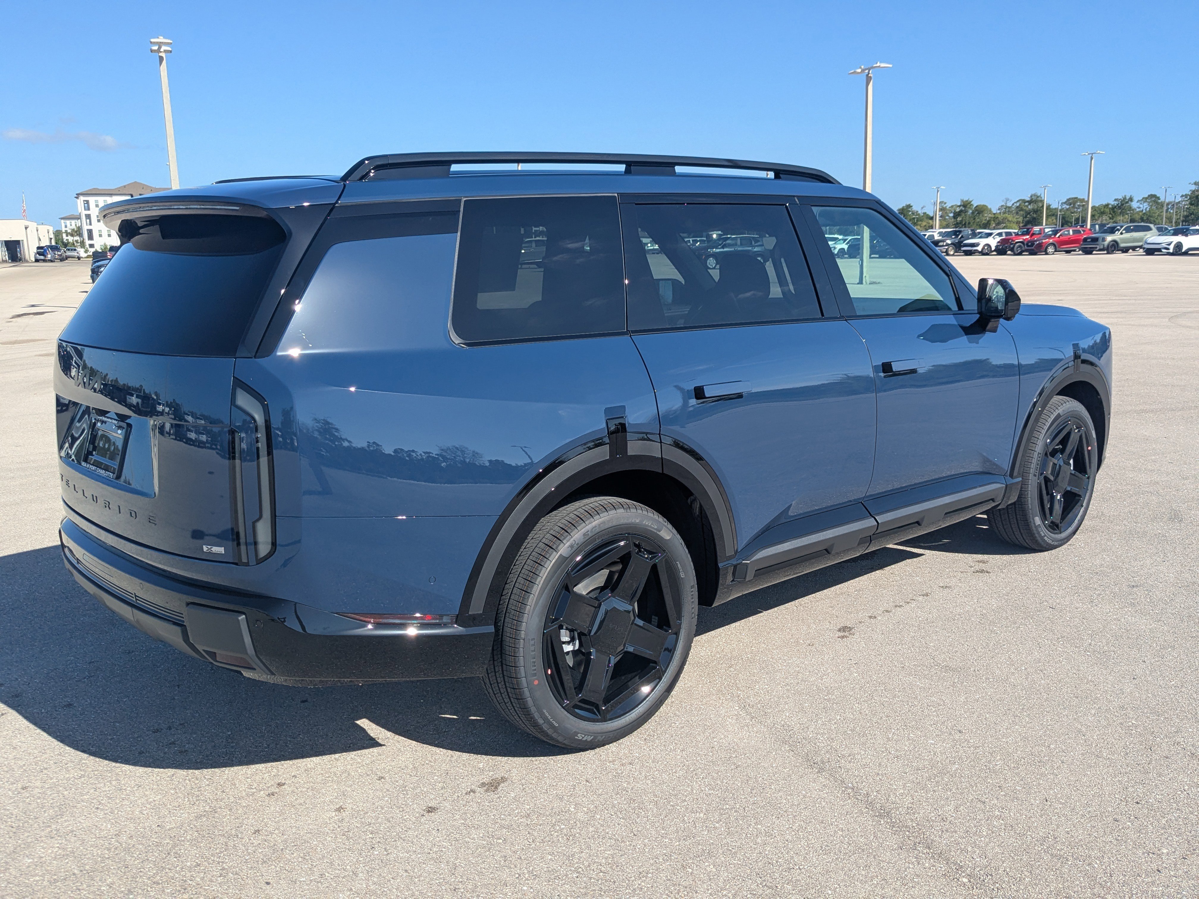 New 2027 Midnight Lake Blue Kia X-LINE SX image 5