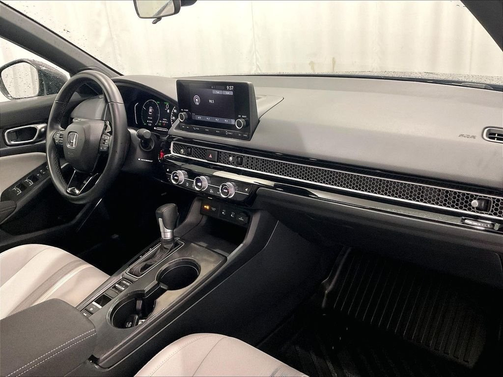 Used 2025 Gray Honda Sport image 14