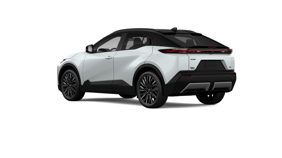 New 2026 Wind Chill Pearl/Black Toyota XSE image 41