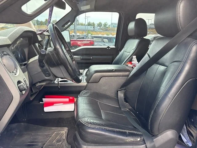 Used 2016  Ford Lariat image 11