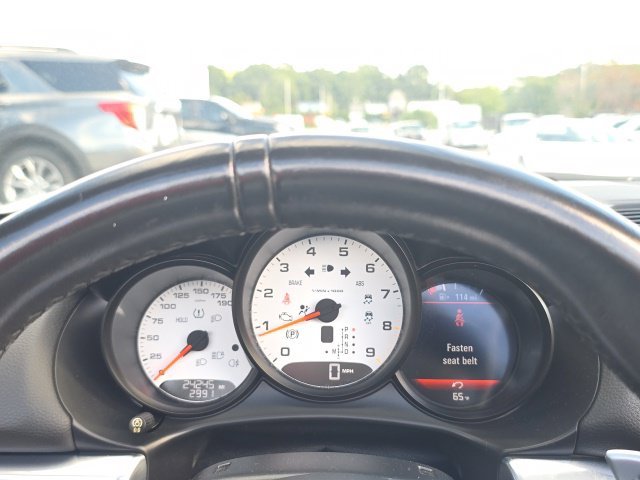 Used 2016 White Porsche  image 18