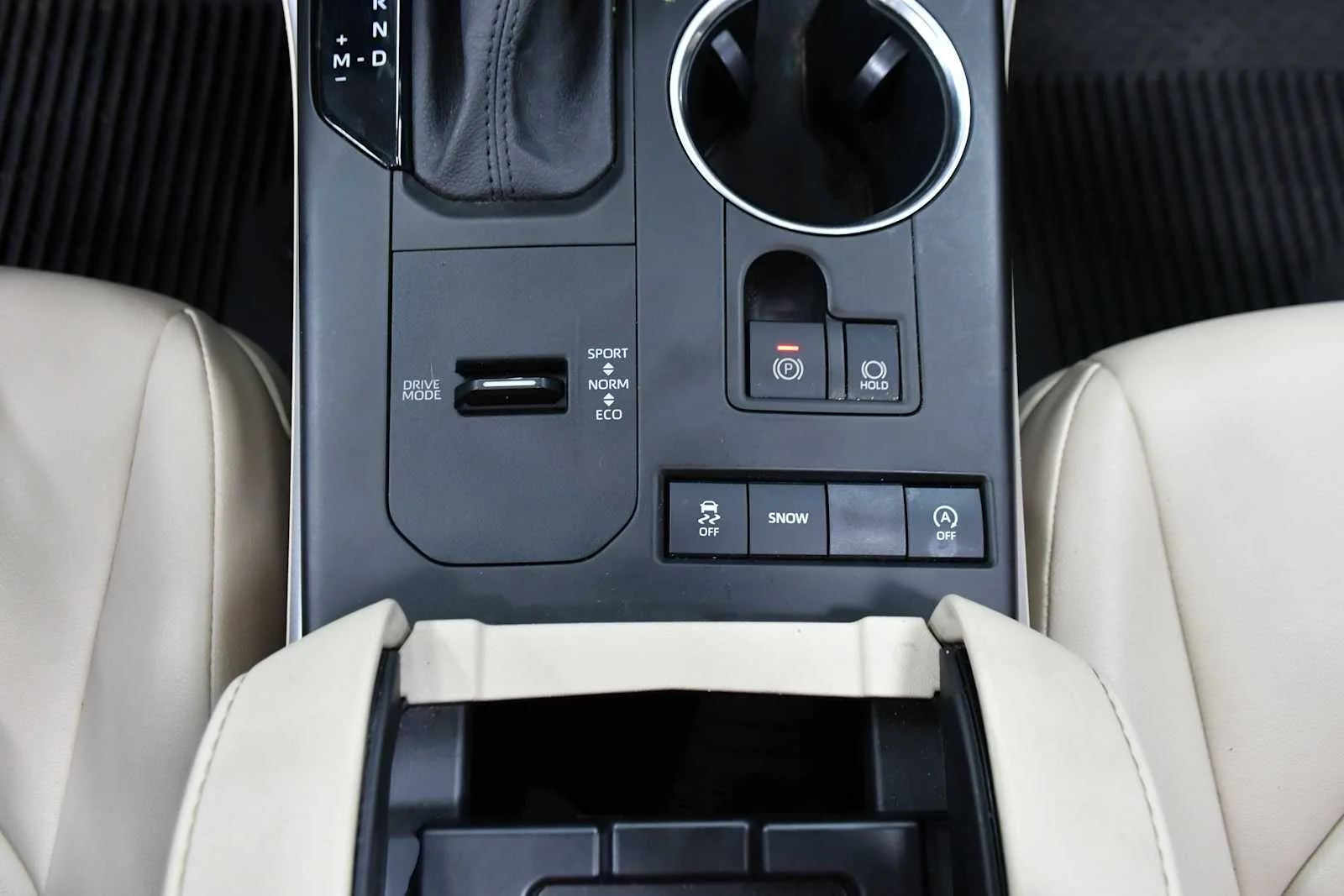 Used 2021 Blizzard Pearl Toyota XLE image 22