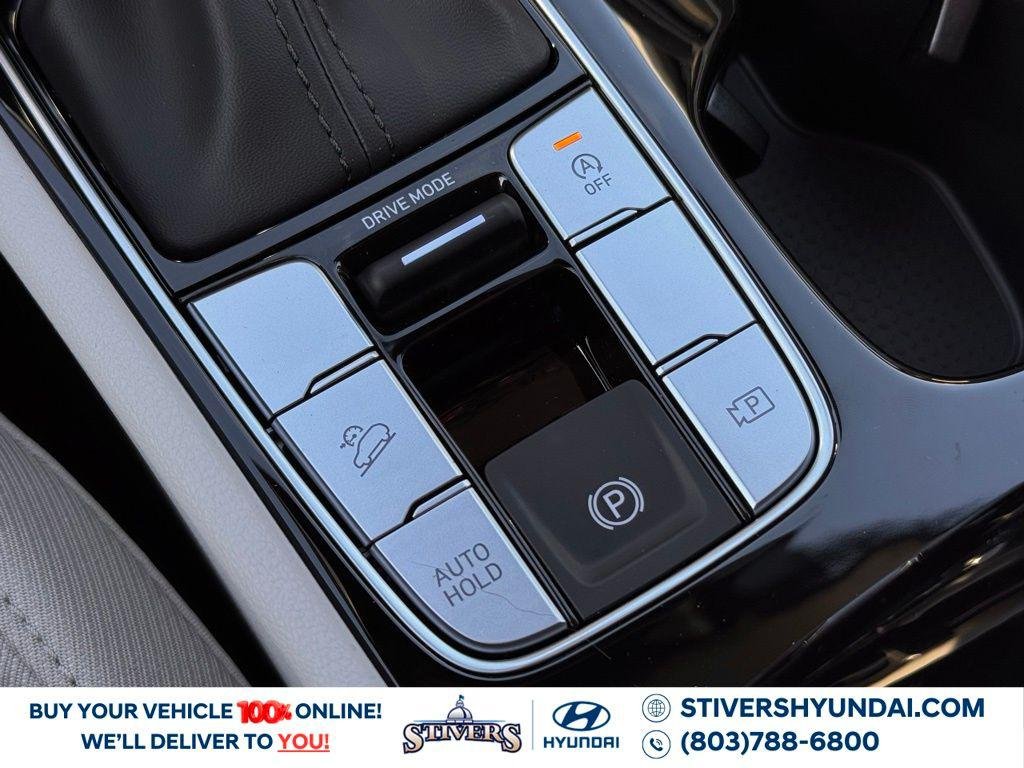 New 2026 Black Hyundai SEL FWD image 31