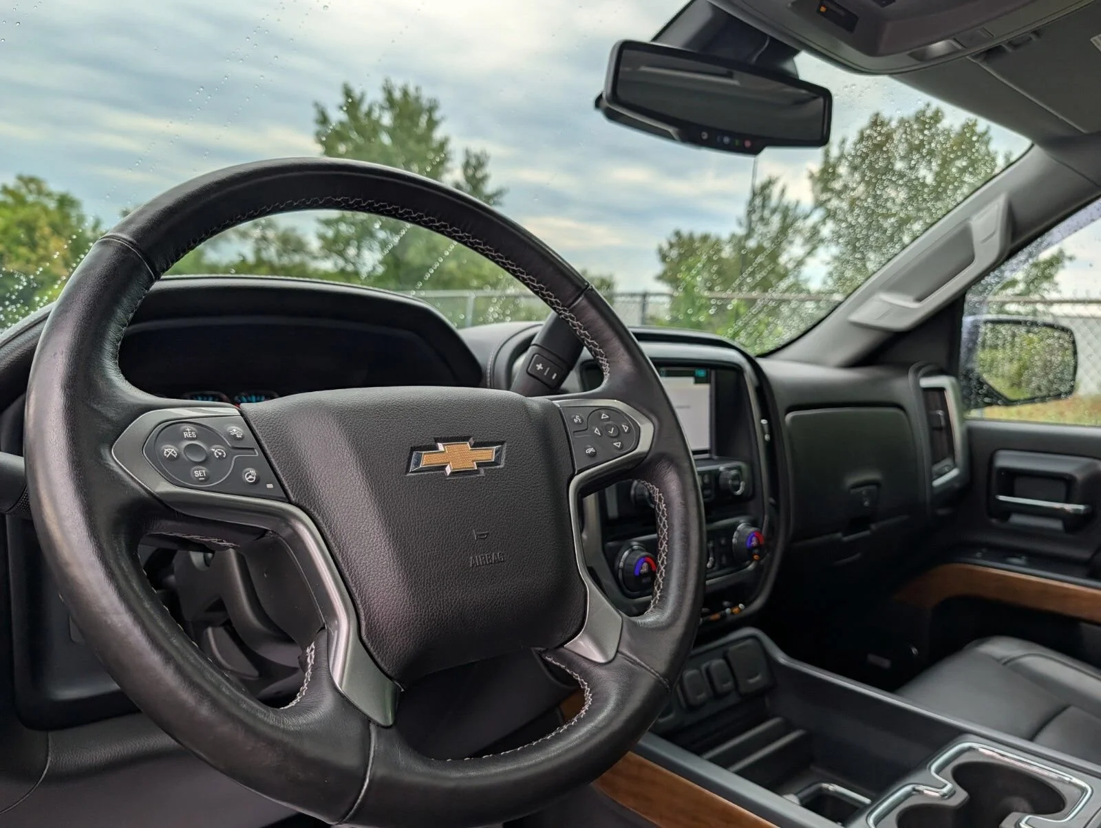Used 2017 GRAPHITE METALLIC Chevrolet LTZ image 32