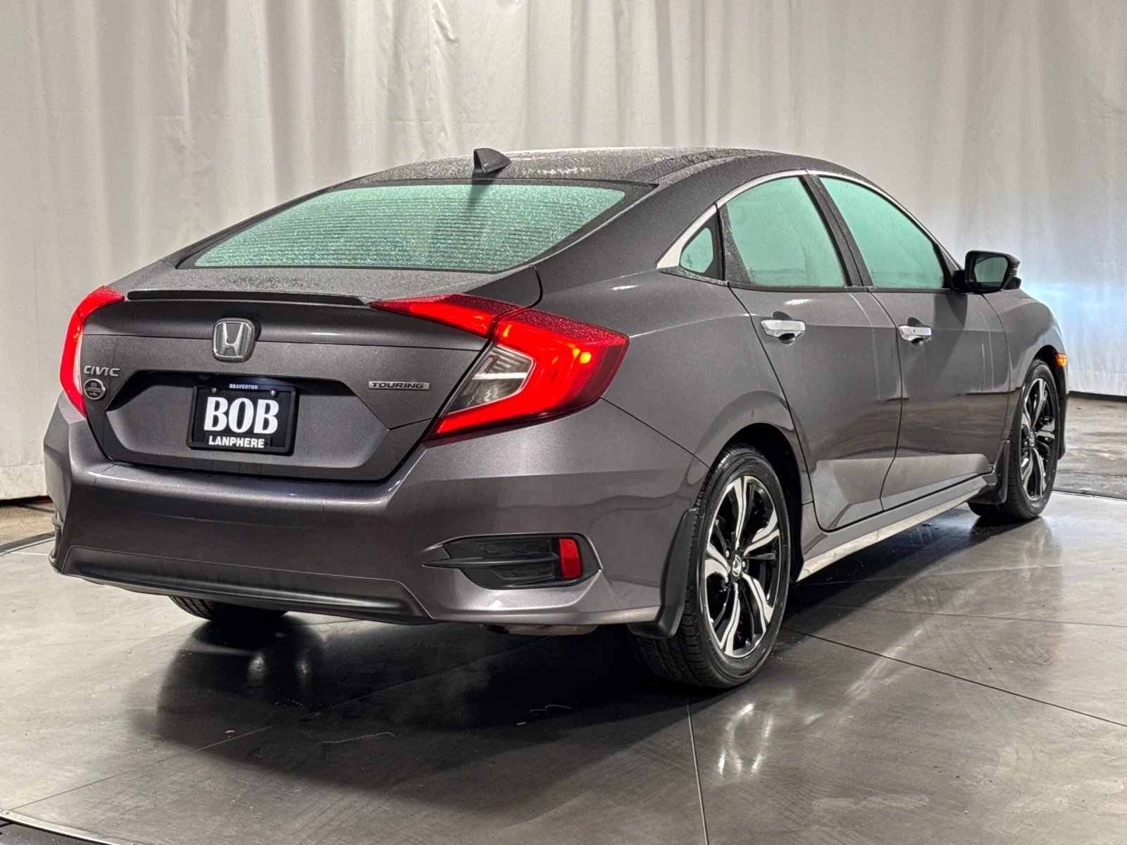 Used 2016  Honda Touring image 10