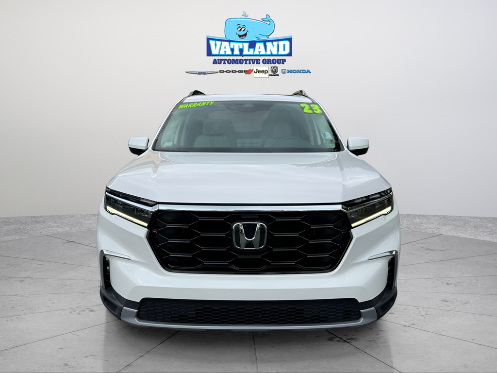 Used 2023 White Honda Touring image 8