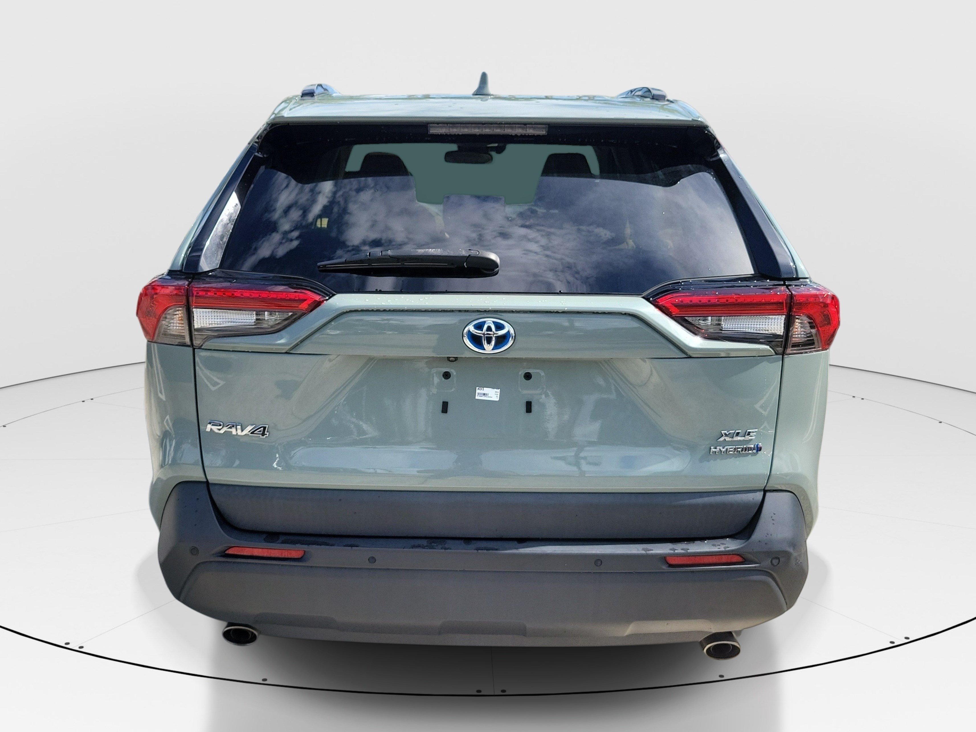 Used 2023 Lunar Toyota Hybrid XLE Premium image 6
