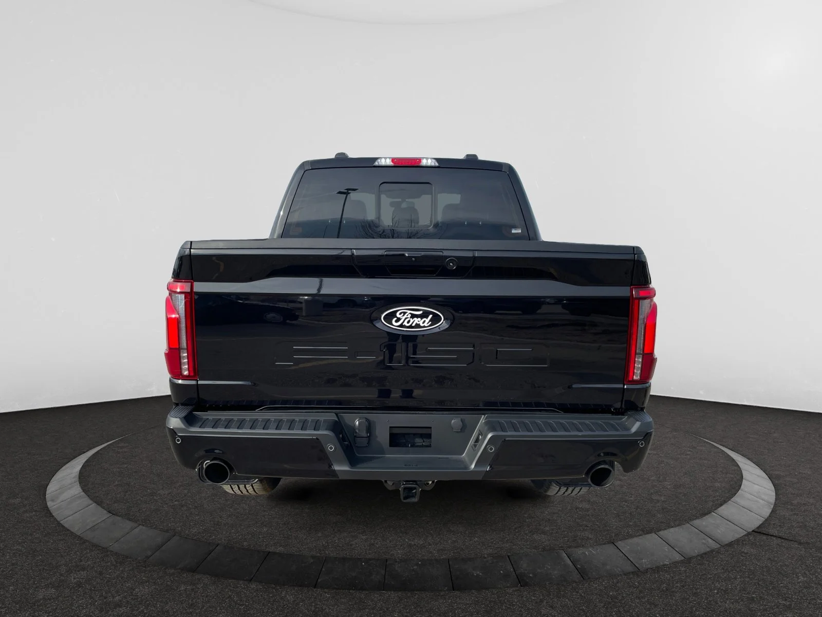 New 2026 Agate Black Metallic Ford Lariat image 4