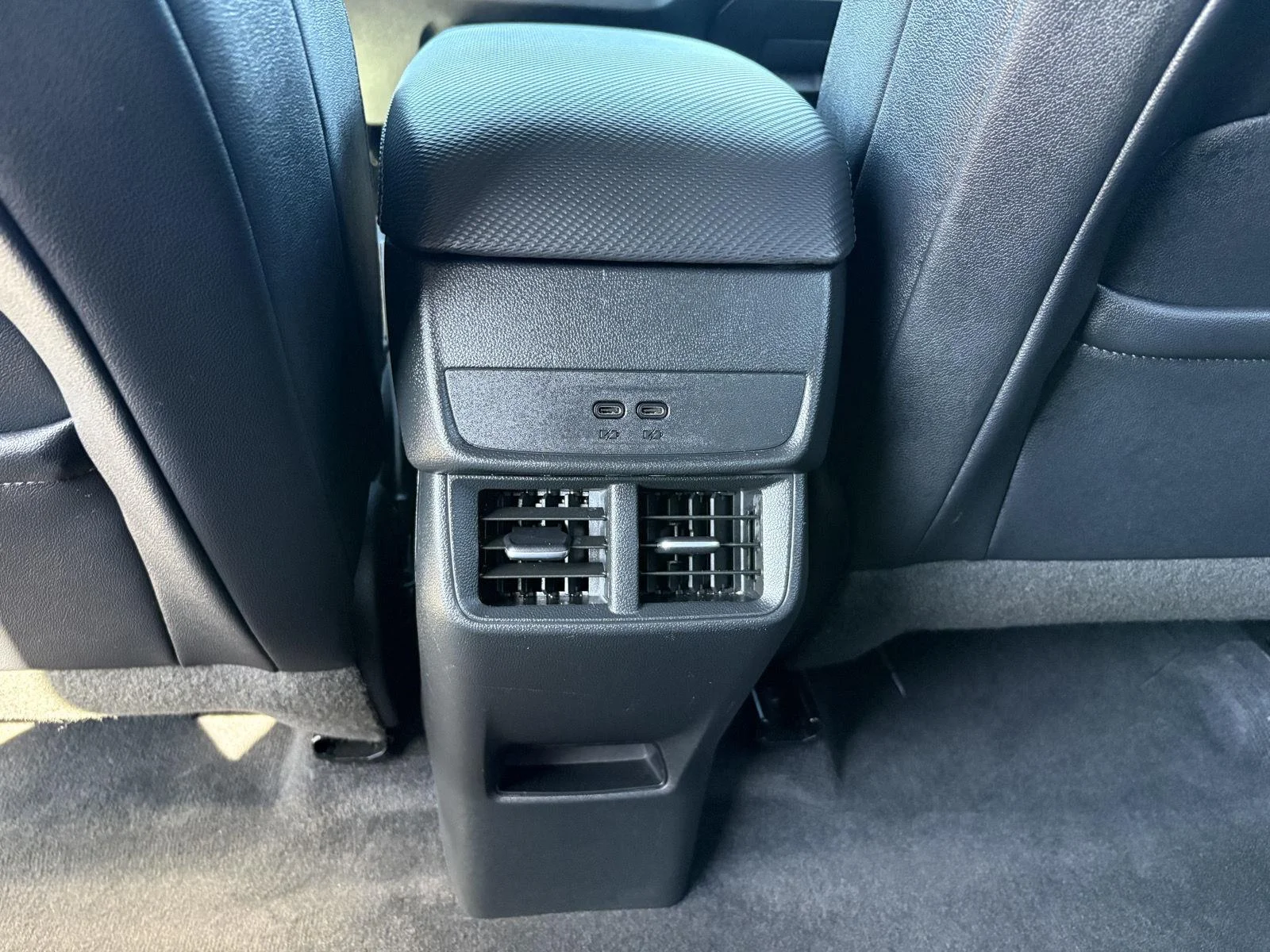 Used 2025 Sterling Gray Metallic Chevrolet AWD LT image 36