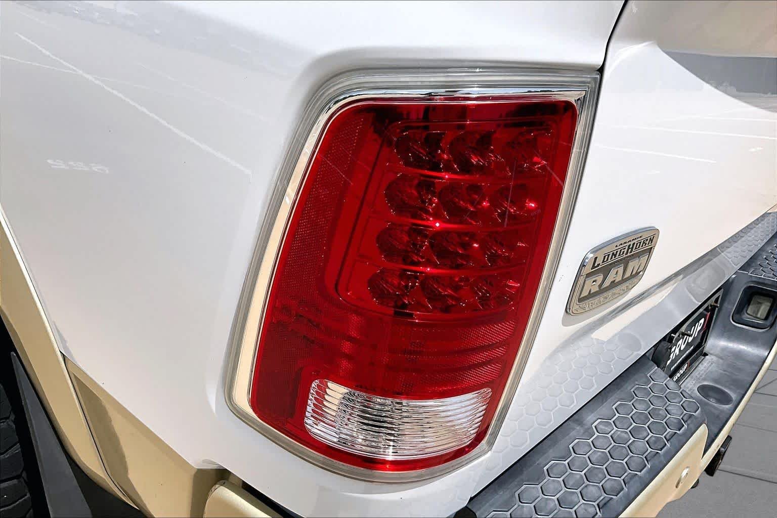 Used 2015 Bright White Clearcoat Ram Laramie Longhorn image 29