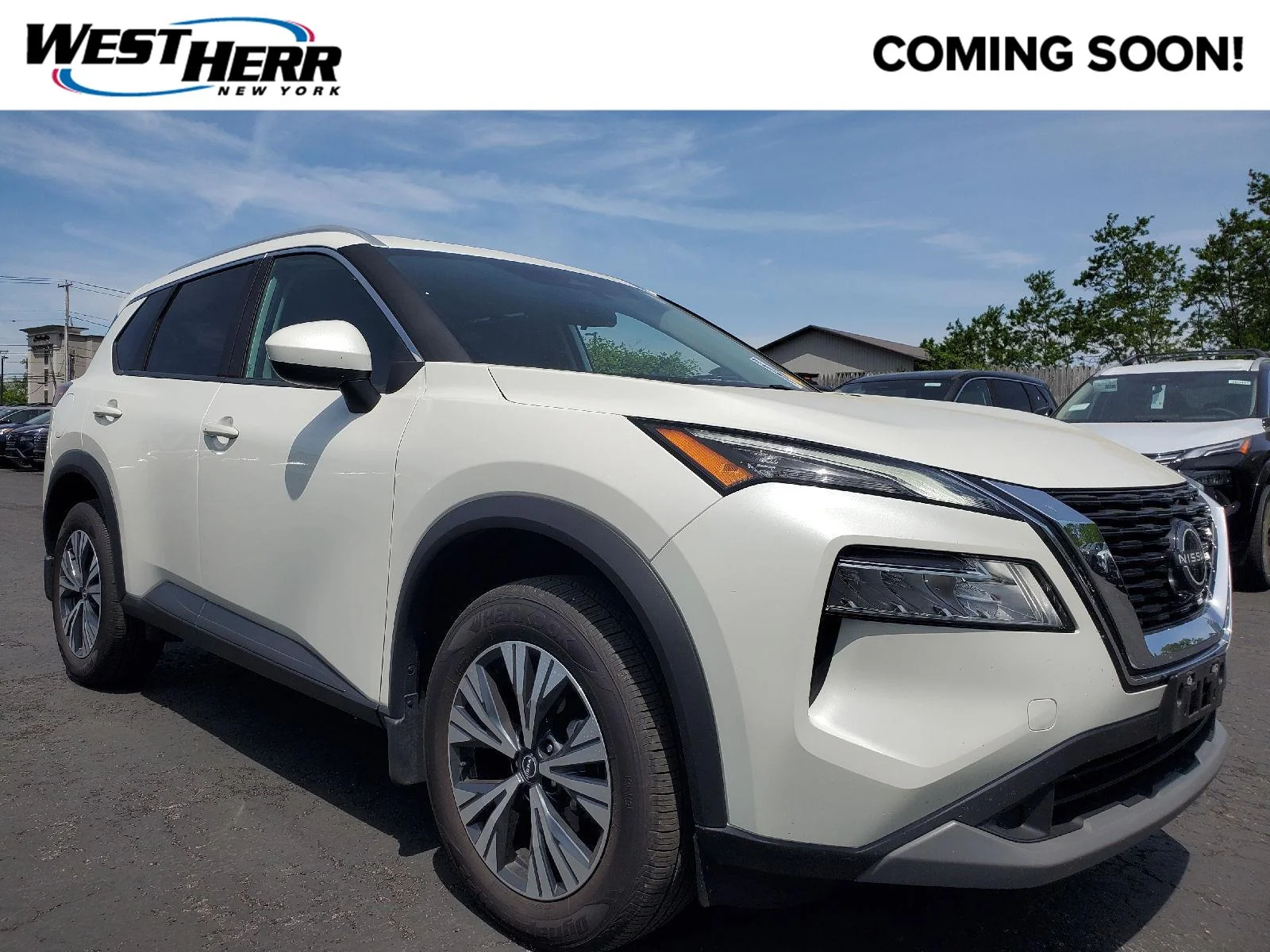 2023 Nissan Rogue SV AWD's photo