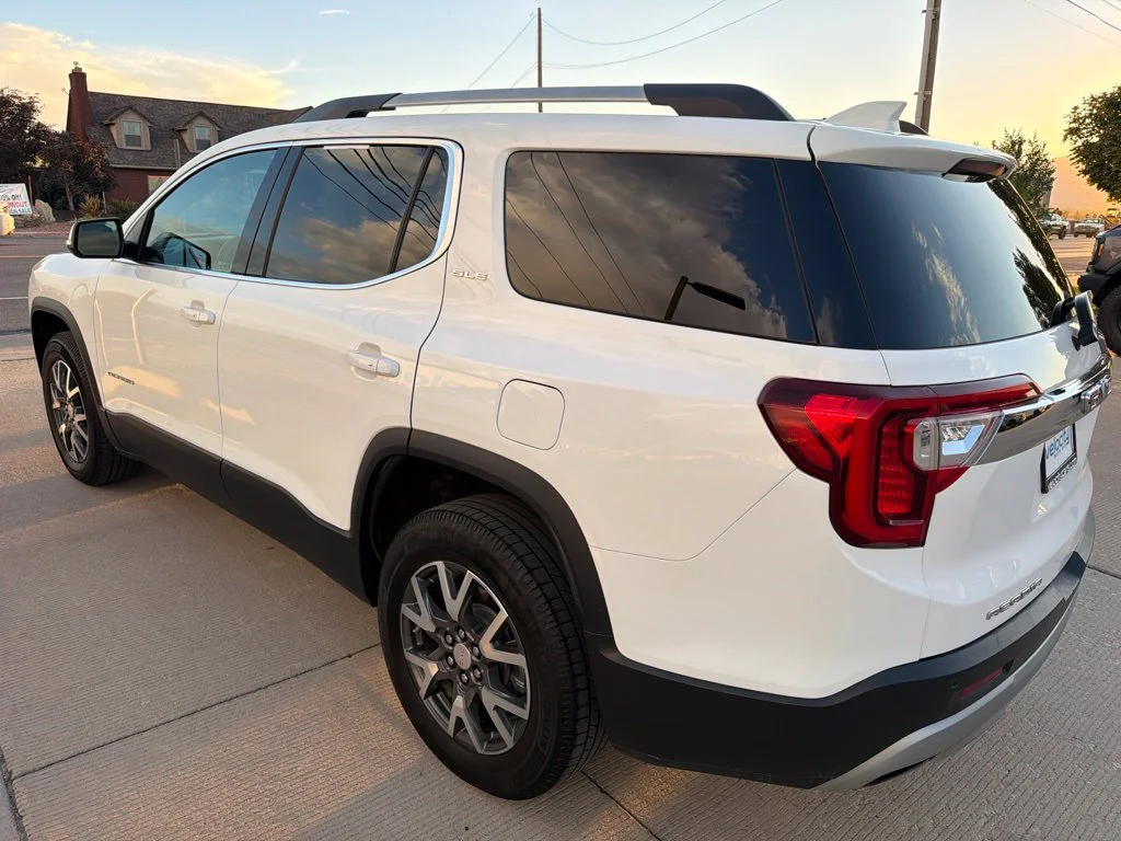 Used 2020 White GMC SLE image 5