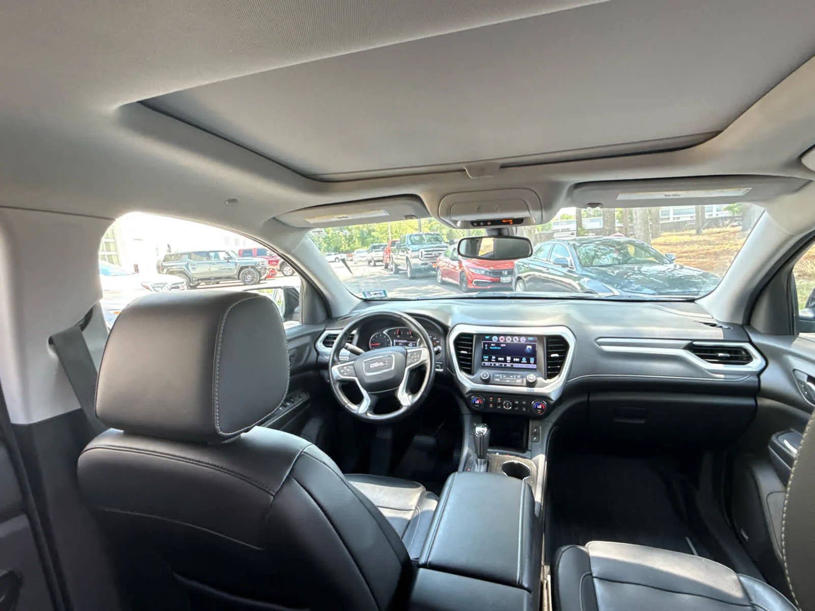 Used 2019 Ebony Twilight Metallic GMC SLT image 7