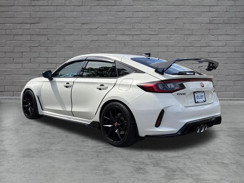 2026 Honda Civic Hatchback Type-R - Photo 11