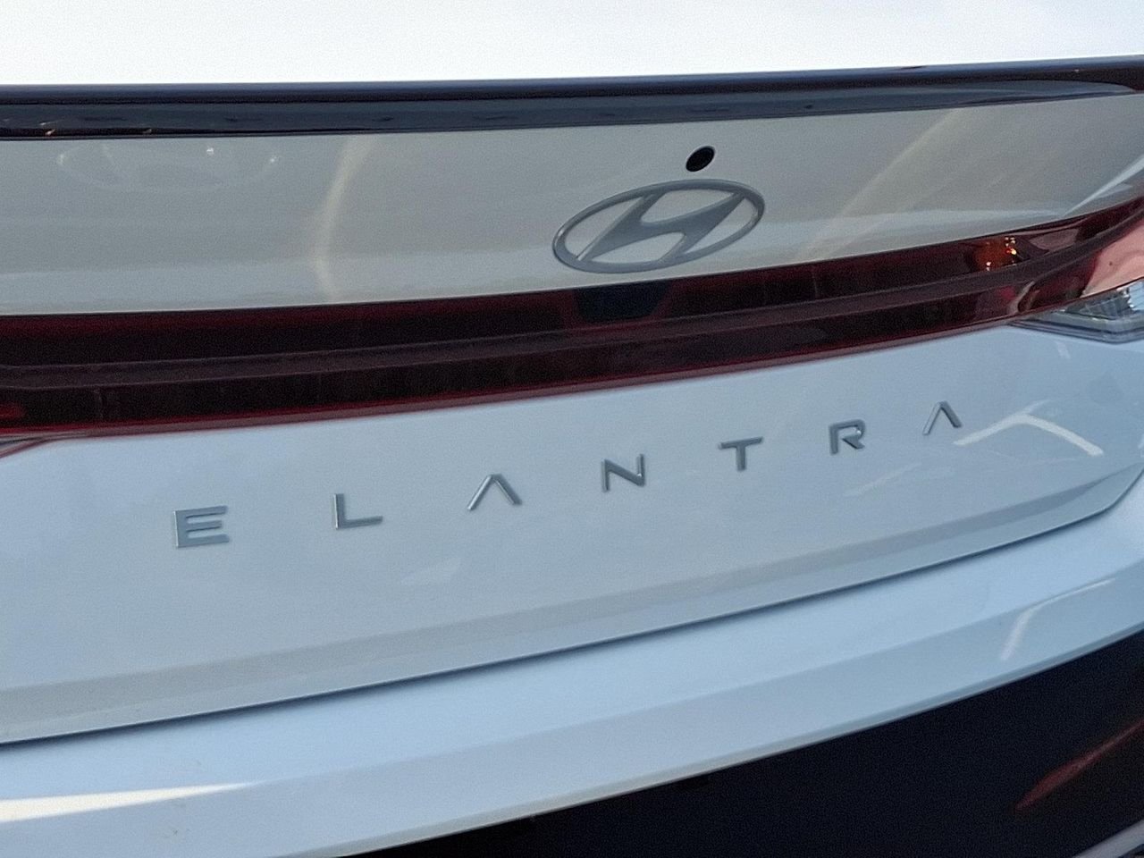 New 2026 Serenity White Hyundai SEL Sport image 6