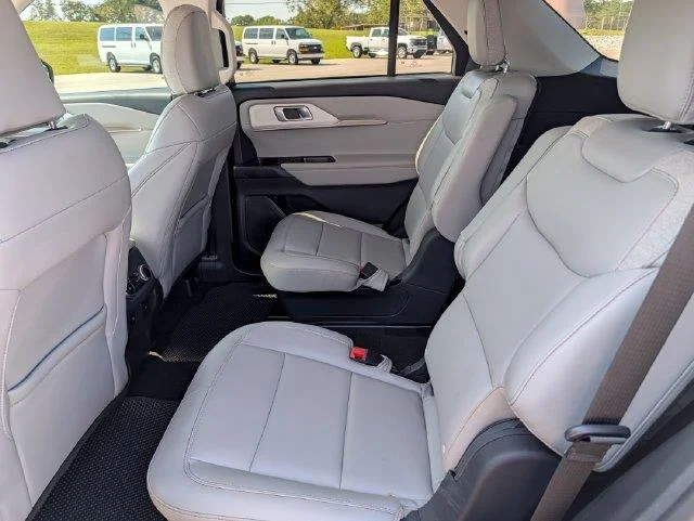 Used 2025 White Ford Active image 25