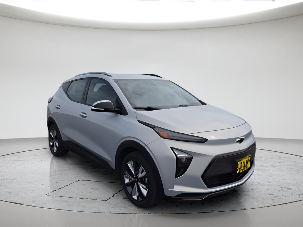 Used 2022 Silver Chevrolet LT image 1