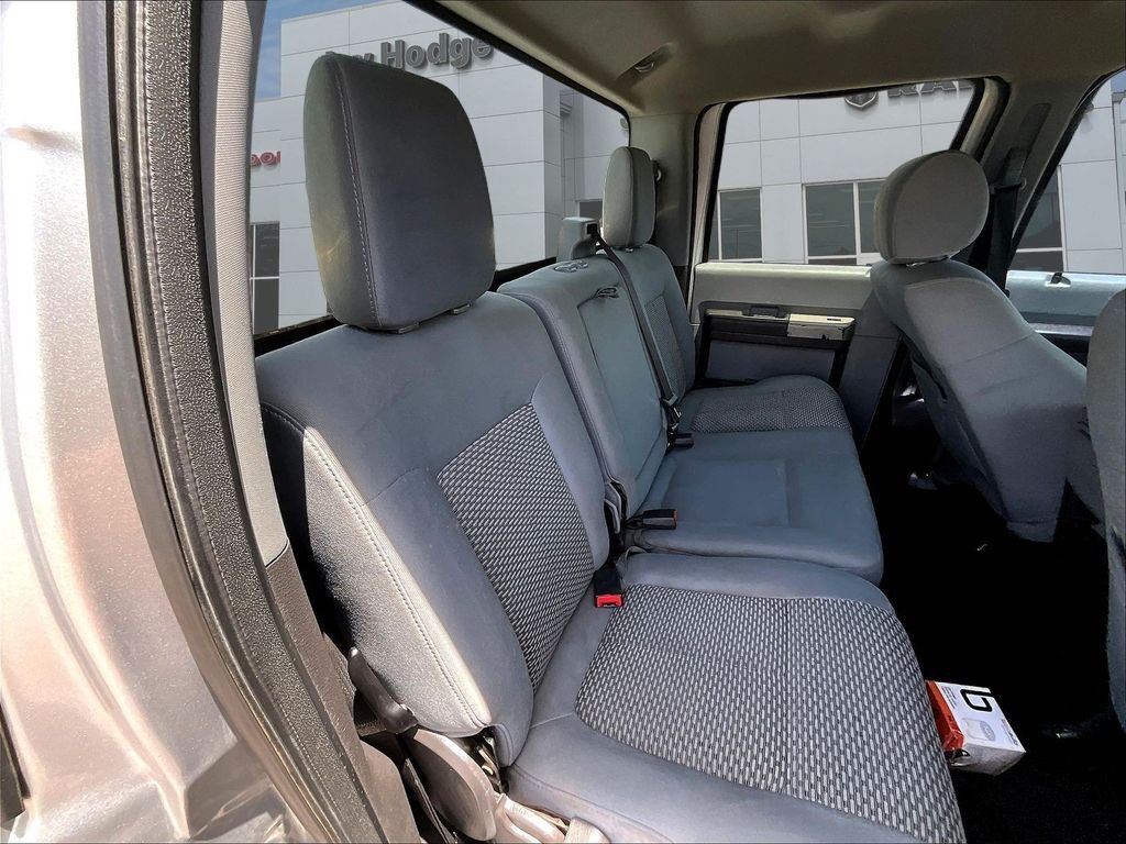Used 2014 Silver Ford XLT image 27