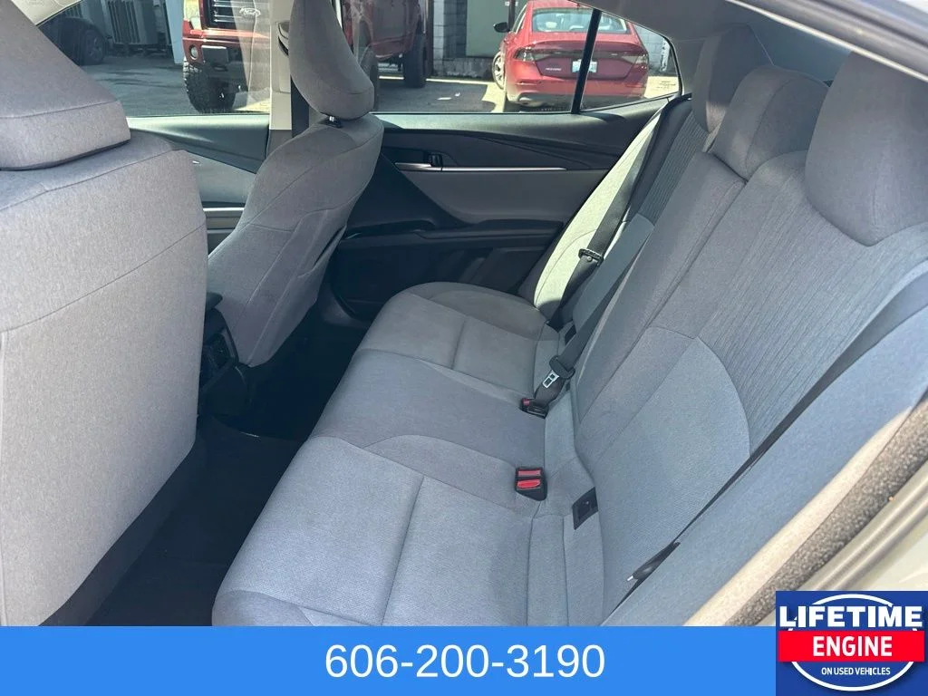 Used 2025 White Toyota LE image 12