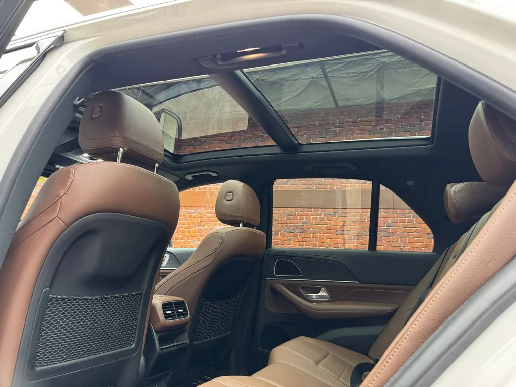 Used 2024 White Mercedes-Benz GLE 350 image 3