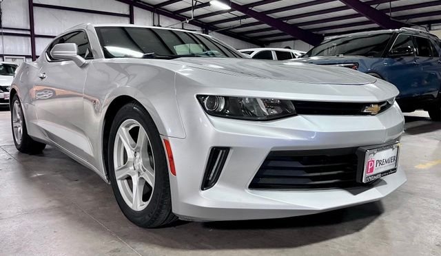 Used 2017 Silver Chevrolet 1LT image 1