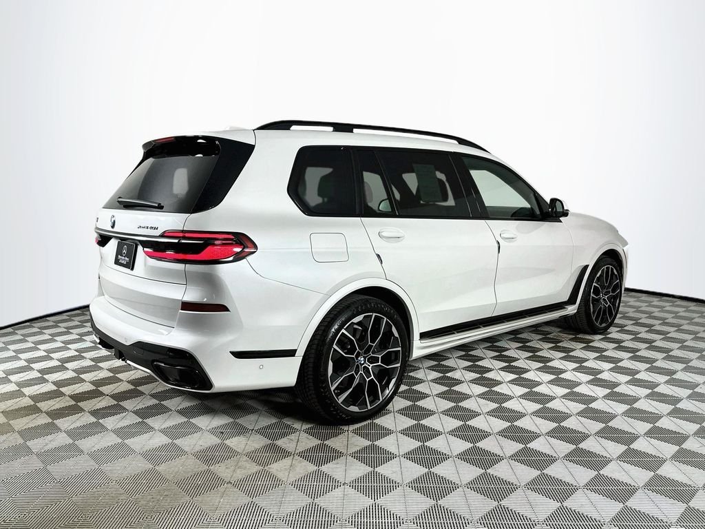 Used 2023 White BMW xDrive40i image 7