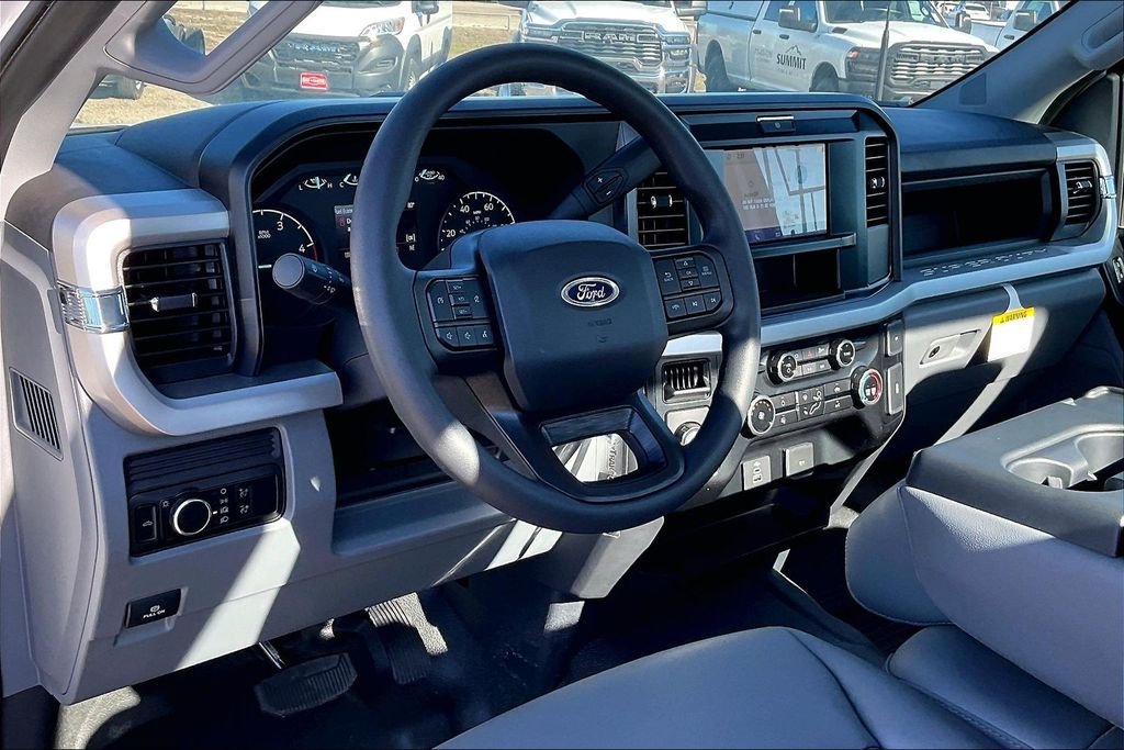 New 2025 Ford Super Duty F-250 XL 2D Standard Cab