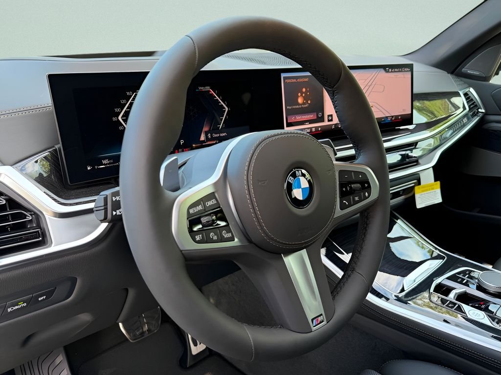 New 2026 Mineral White Metallic BMW xDrive40i image 13