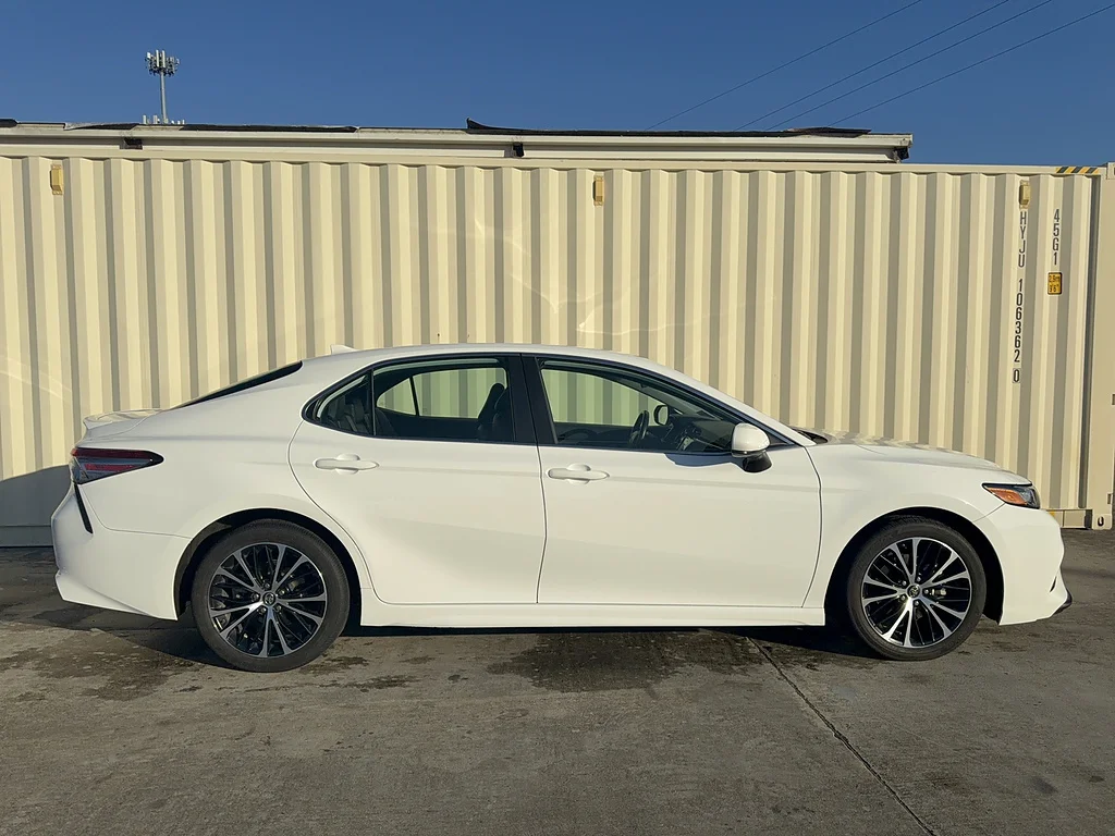 Used 2019 Super White Toyota SE image 2