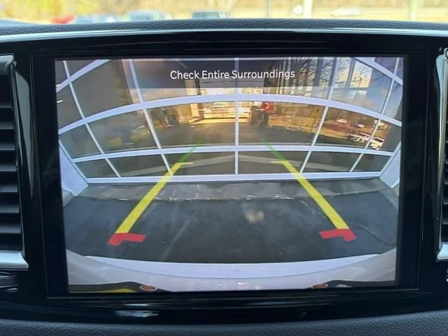 Used 2024 White Chrysler Touring L image 22