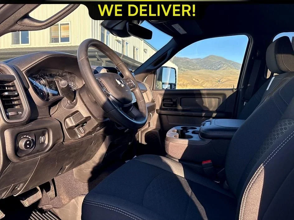 2025 RAM 3500 Tradesman - Photo 13