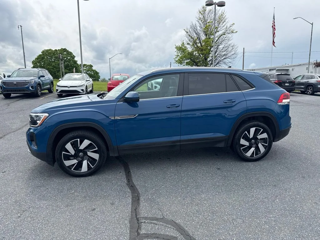 Certified Used 2026 Mountain Lake Blue Metallic Volkswagen 2.0T SE w/Technology image 13