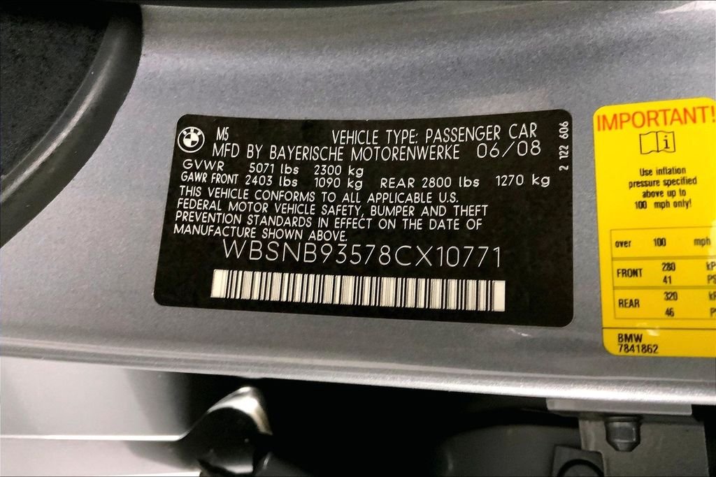 Used 2008 Space Gray Metallic BMW  image 32