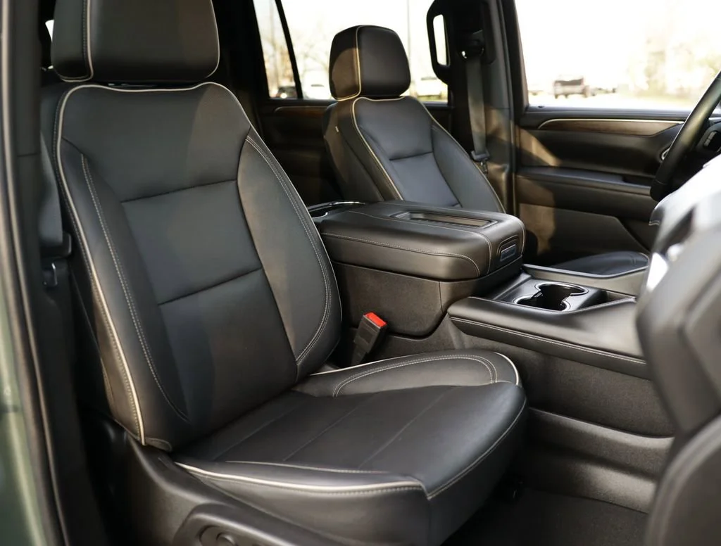 2023 Chevrolet Suburban Premier - Photo 33