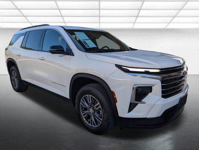 2024 Chevrolet Traverse LT