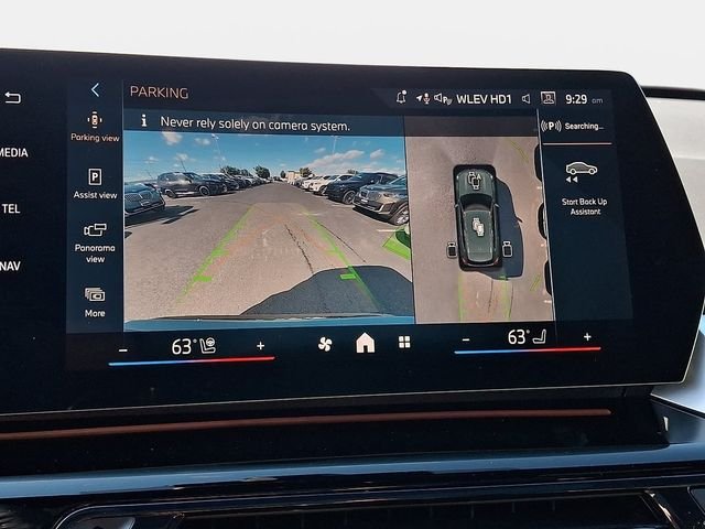 New 2026 Cape York Green Metallic BMW xDrive28i image 16
