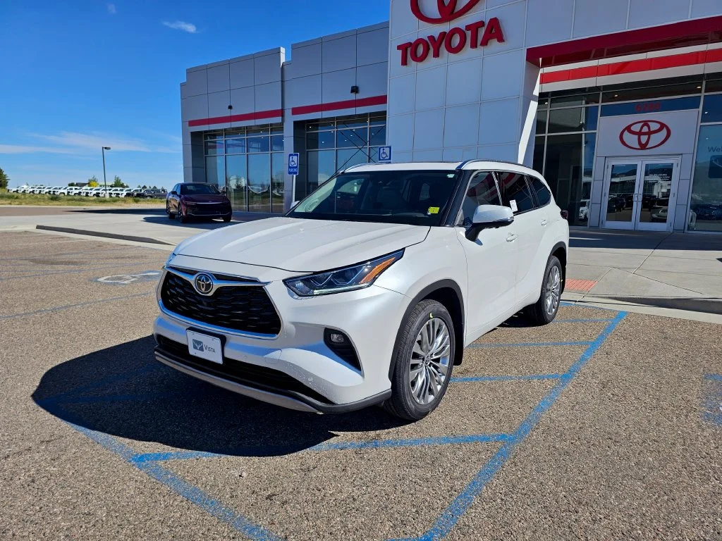 2026 Toyota Highlander Platinum