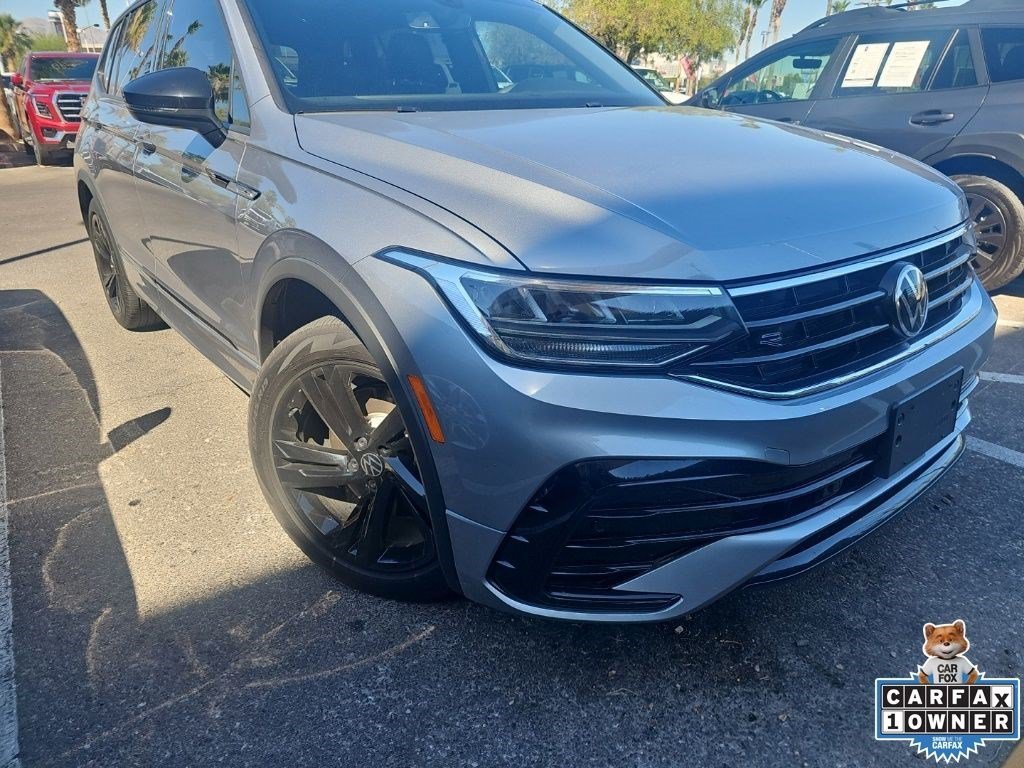 Used 2023 Platinum Gray Metallic Volkswagen SE R-Line Black image 3