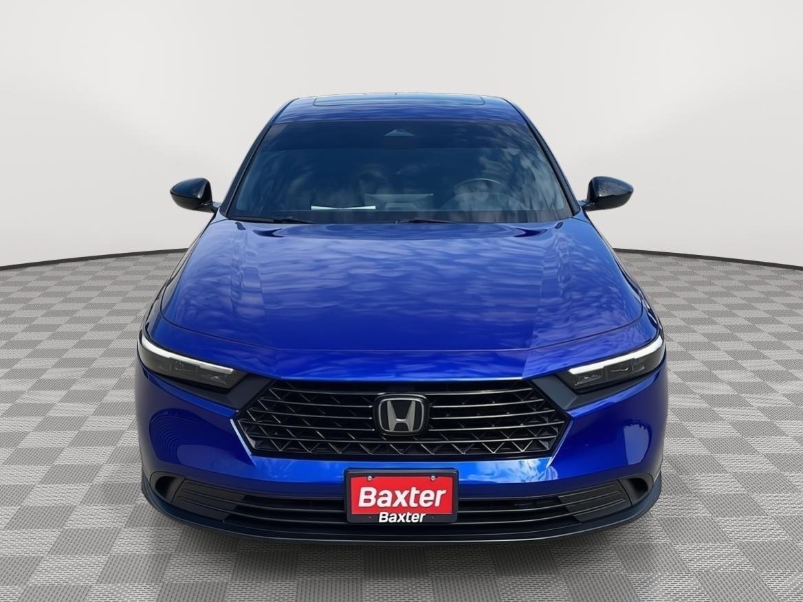 Used 2025 Still Night Pearl Honda Sport image 14