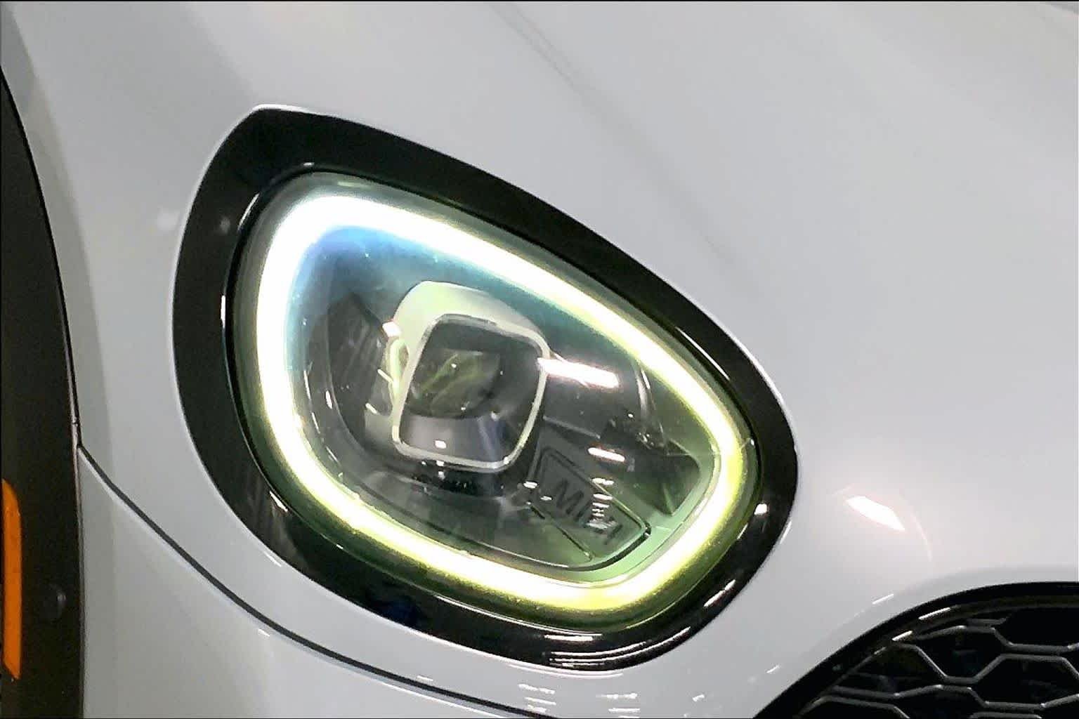 Used 2023 Momentum Grey MINI Cooper S image 27