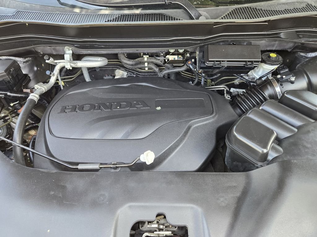 Used 2021 Gray Honda Touring image 26