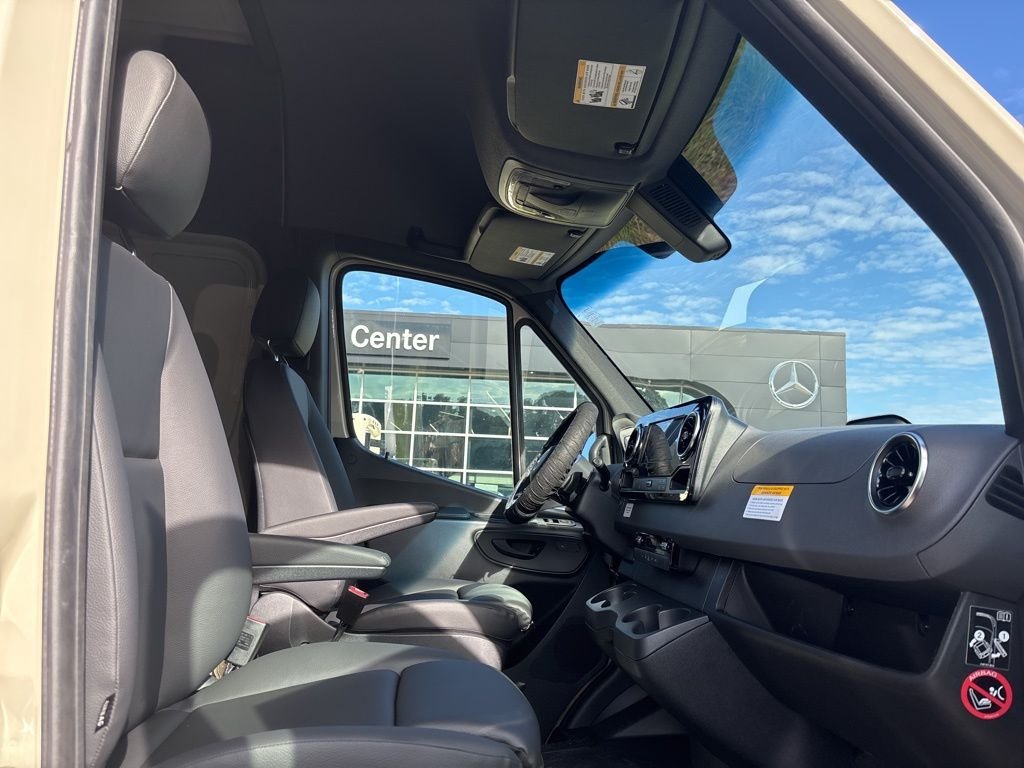 New 2026 White Mercedes-Benz AWD Cargo image 32