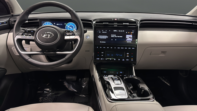 Used 2024 Amazon Gray Hyundai Limited image 11